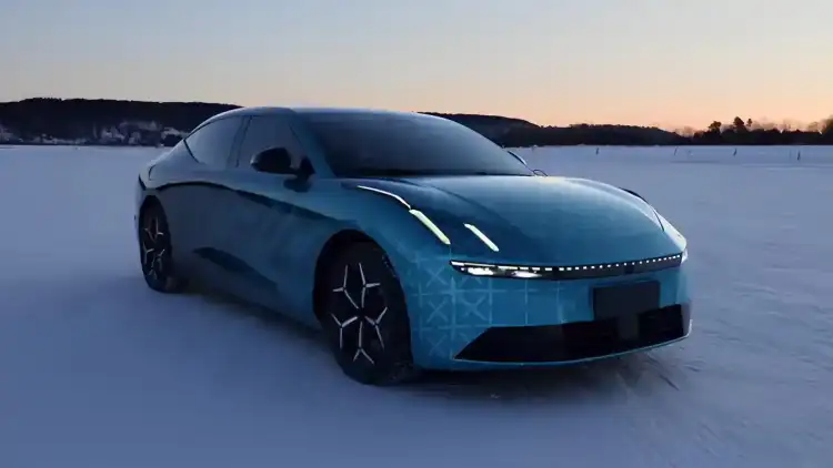 Lynk & Co 10 EM-P Gears Up for China with Hybrid Power and Smart Tech