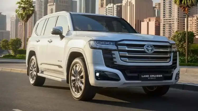 تويوتا تكشف عن أقوى لاندكروزر في التاريخ بنظام هايبرد متطور