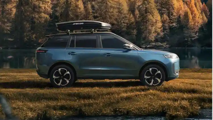 JAECOO J5 تصل الإمارات في يوليو: مزيج مثالي بين التصميم الفاخر والقدرات الخفيفة على الطرق الوعرة