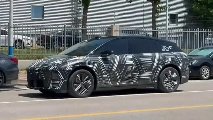 The new Li Auto i6 spotted in spy shots as it gears up to rival the Model Y