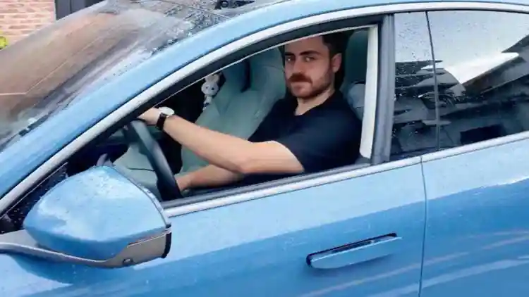 Imagine controlling your car… from your phone!