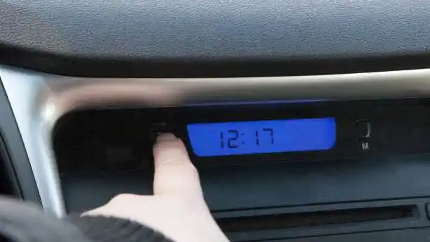 How to Change Time on Your 2013 Volkswagen Tiguan