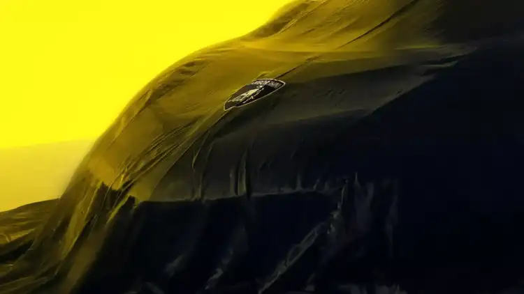 Lamborghini Stirs Excitement with a Secret Limited-Edition Supercar: “Fenomeno” Could Be 2025’s Big Surprise