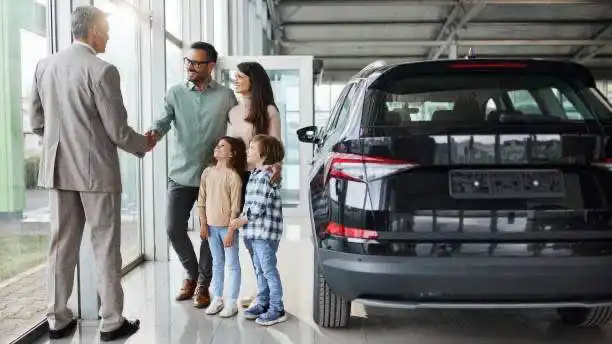 ما هي سيارة تيجوان؟ دليلك الشامل لموديلات فولكس فاجن الرائدة