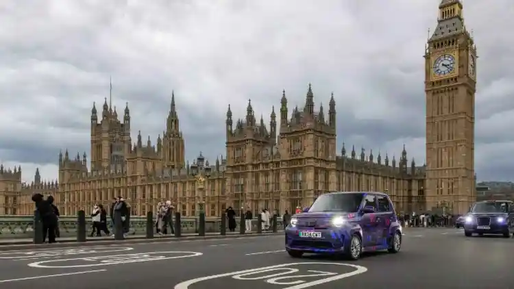 هوندا سوبر EV: سيارة كهربائية حضرية جديدة تجمع بين التصميم اللطيف والأداء العصري