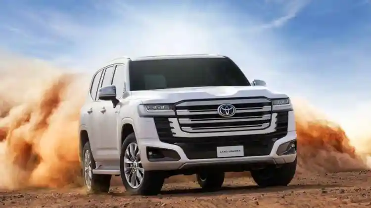 New Toyota Land Cruiser Hybrid in the UAE: Combining Power and Technology Sustainably Starting at AED 389,900