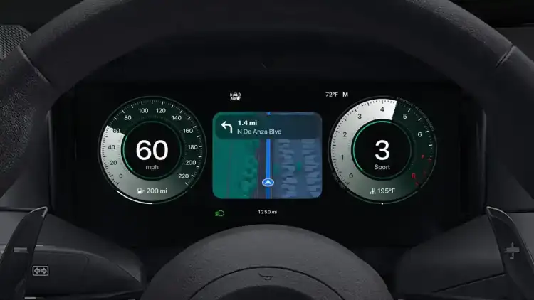 Apple vs Automakers: CarPlay Ultra Sparks a Battle for Dashboard Control
