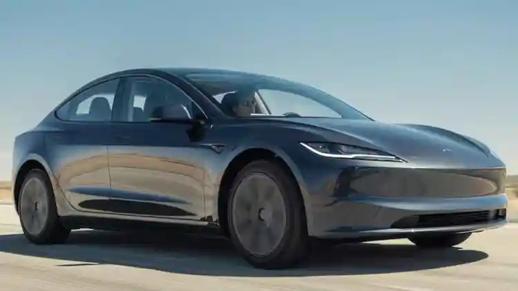 Tesla Model 3 Long Range RWD 2025 in the UAE: A Revolutionary Leap in Driving Range and Electric Performance