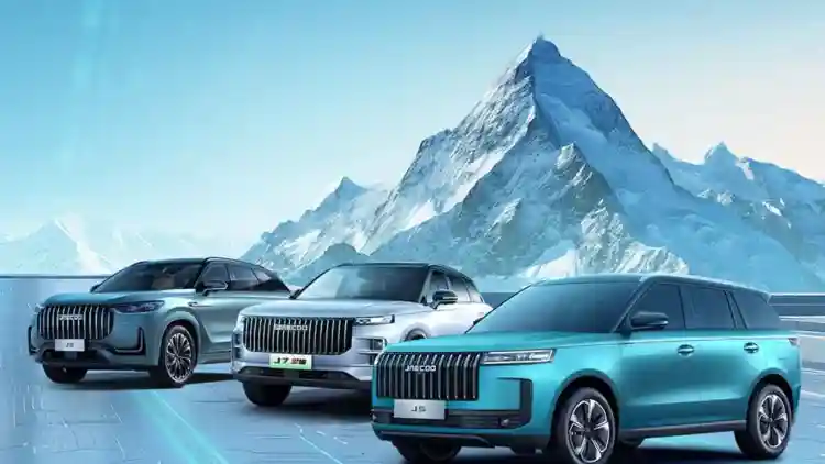 مجموعة شيري تتربع على سلم النجاح عالمياً: قفزة كبيرة في تصنيف فورتشن 500 وأرقام قياسية جديدة لأومودا وجياكو