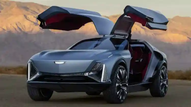 Cadillac Elevated Velocity: انعكاس المستقبل حيث يلتقي التصميم المثير بروح Mad Max في SUV كهربائية فخمة