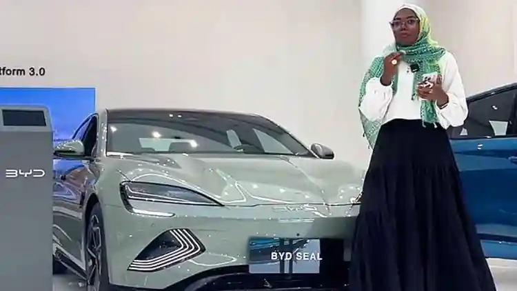 From sporty design to superior electric performance... 