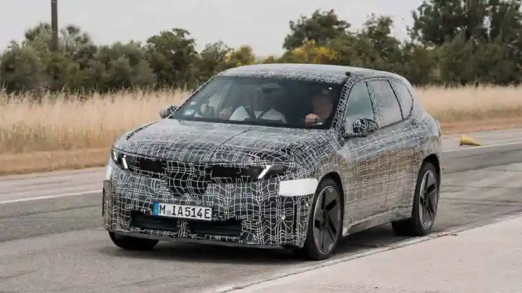 BMW iX3 2026: A Luxurious Electric SUV Worth the Wait with Advanced Technology and Stunning Performance