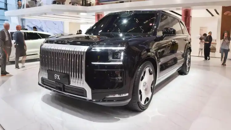 Starting at $67,327, Zeekr 9X 2025 debuts at Chengdu Auto Show with 1381 hp and 1000 km range