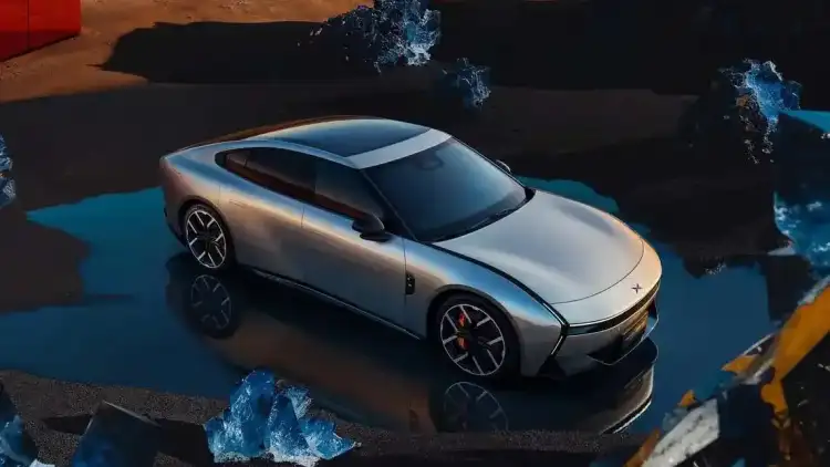 السيارة الكهربائية إكس بينج P7 2025 ألترا تصل بجيل جديد وأسعار منافسة في الصين