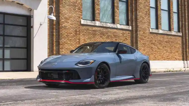 Nissan Z NISMO Moves Into True Thrill Territory with First Ever Manual Transmission Option!