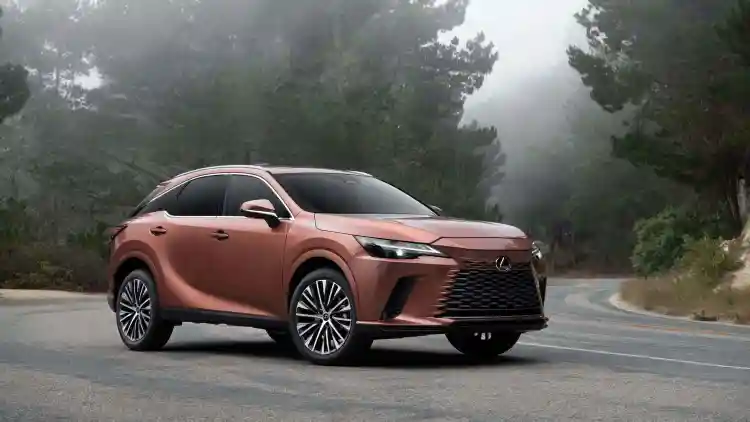 مواجهة بين لكزس RX وبي إم دبليو X5 لاختيار الأفضل في فئة الاس يو في الفاخرة