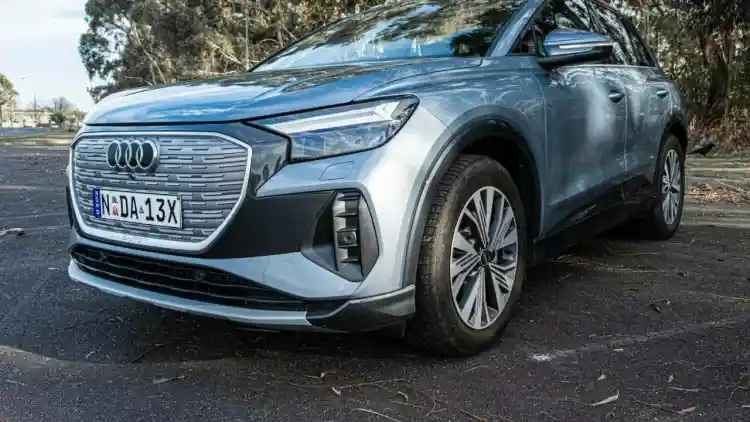 أودي Q4 45 e-tron 2025: سيارة SUV كهربائية مريحة تخفي بعض التنازلات المكلفة