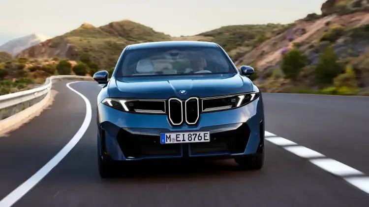 BMW iX3 2026 Launches the Neue Klasse Era with 800 km Range