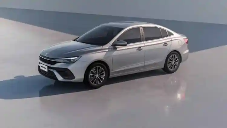 مستقبل التنقل في الإمارات: استكشاف أسطول سيارات MG المتنوع لعام 2025