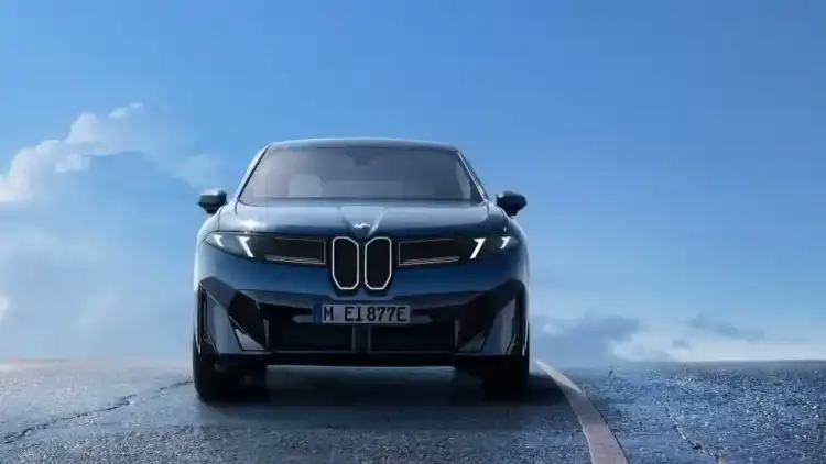 A Strong Comparison Between BMW iX3 and Mercedes GLC EV at the Munich Auto Show