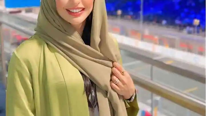 أسيل الحمد: من أول سعودية تقود فورمولا 1 إلى أيقونة تمكين المرأة في رياضة السيارات