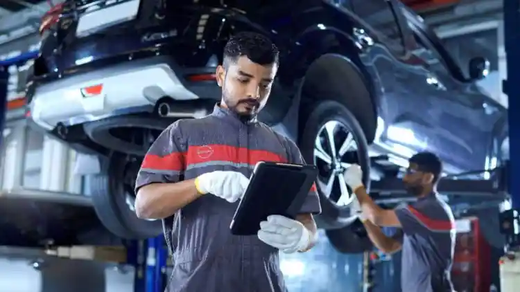 Choosing the Best Service Center: How to Protect Your Car and Your Wallet