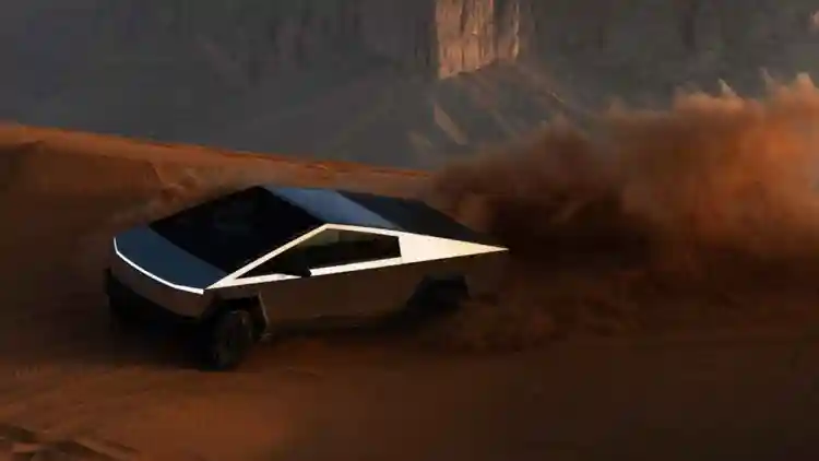 تسلا سايبرترك وCyberbeast: الثورة الكهربائية تصل الإمارات—قوة مستقبلية، قدرات صحراوية، وفخامة جريئة على الطرق الإماراتية