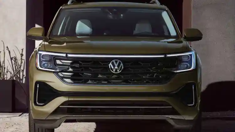 Your Complete Volkswagen Abu Dhabi Guide: Showrooms, Services & More