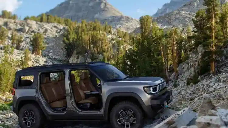 جيب ركون EV: الابتكار على حافة الخطر—هل بإمكان هوية الطرق الوعرة النجاة وسط موجة انهيار الطلب على السيارات الكهربائية؟