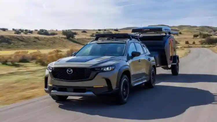 الهجينة بلا أسرار: أربع خرافات عن محركات السيارات الهجينة... والحقيقة العلمية خلفها!