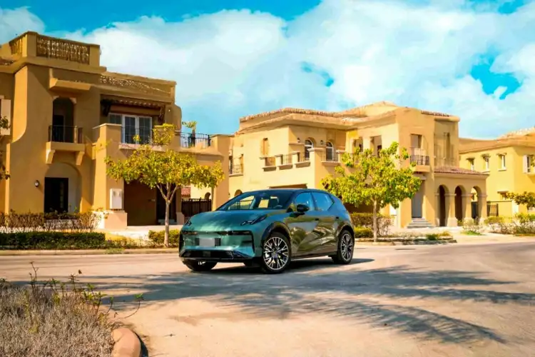 زيكر X في السعودية: رحلة الفخامة الكهربائية الذكية بين الواقع والقيمة—هل تتربع على عرش الخيارات؟