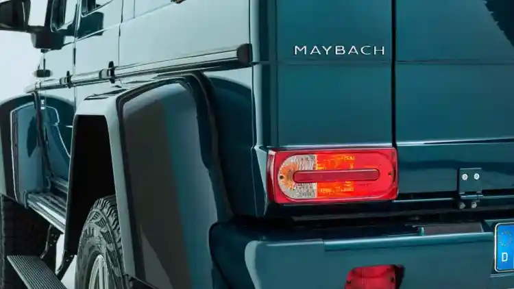 The Boxer’s Deal and the Rare Car: How the Maybach G650 Saga Became a Legal Battle Between Luxury and Million-Dollar Calculations
