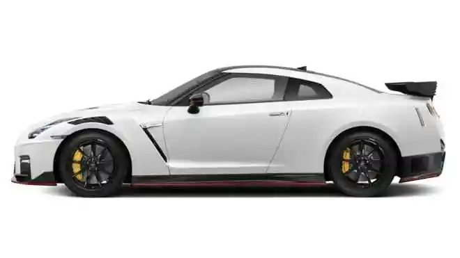Nissan GT-R R35: The Legendary Supercar for Everyday Roads