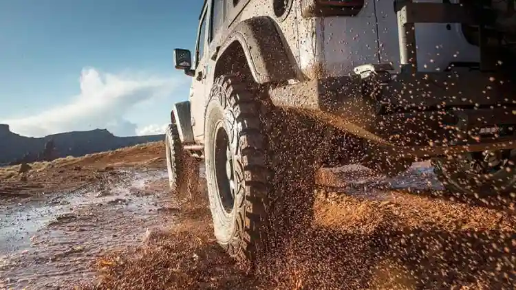 منطقة التضاريس الوعرة في دبي:دليل شامل للمغامرات البرية المثيرة