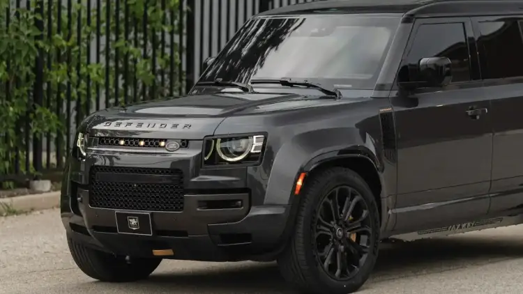 Land Rover Defender Octa Turns Into the Strongest Armored Version Ever
