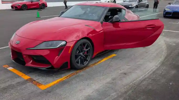 تويوتا GR سوبرا 2026 إصدار النهائي: أغنية الوداع للأيقونة الرياضية اليابانية