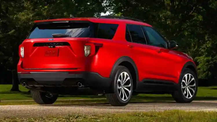 Ford’s Fiery Crisis: 60,000 Vehicles Recalled Amid Engine Fire Risks and Stop-Sale Order