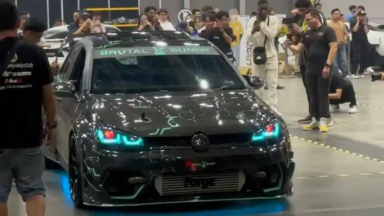 VW Golf GTI MK7 Brutal Bunny