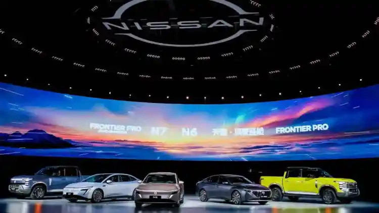 Nissan Debuts All-New N6 Hybrid and Teana Facelift in China: Tech, Power, and Market Strategy