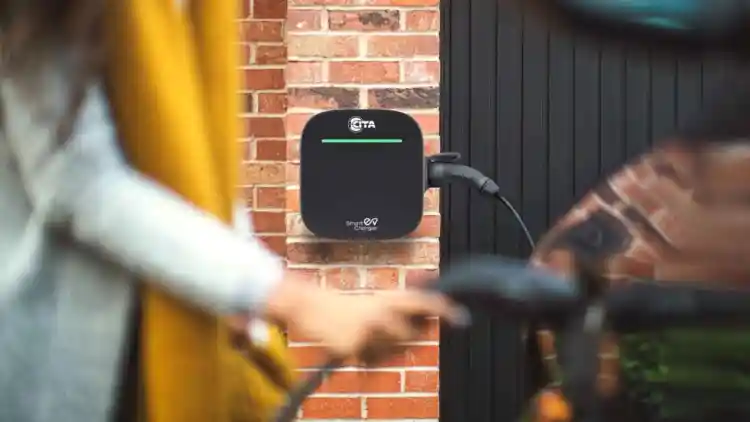 هل يمكن تركيب شاحن منزلي للسيارات الكهربائية في السعودية؟ إليك كل ما تحتاج معرفته لعام 2025﻿