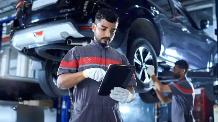 ما وراء "انعدام الصيانة": كيف تكشف الفحوصات الدورية سر الأداء والعمر الطويل في السيارات الكهربائية؟﻿
