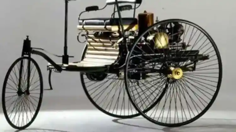 من عربة الحلم إلى ثورة الصناعة: الحكاية الكاملة لأول سيارة في التاريخ من اختراع بنز وحتى رحلة برثا﻿