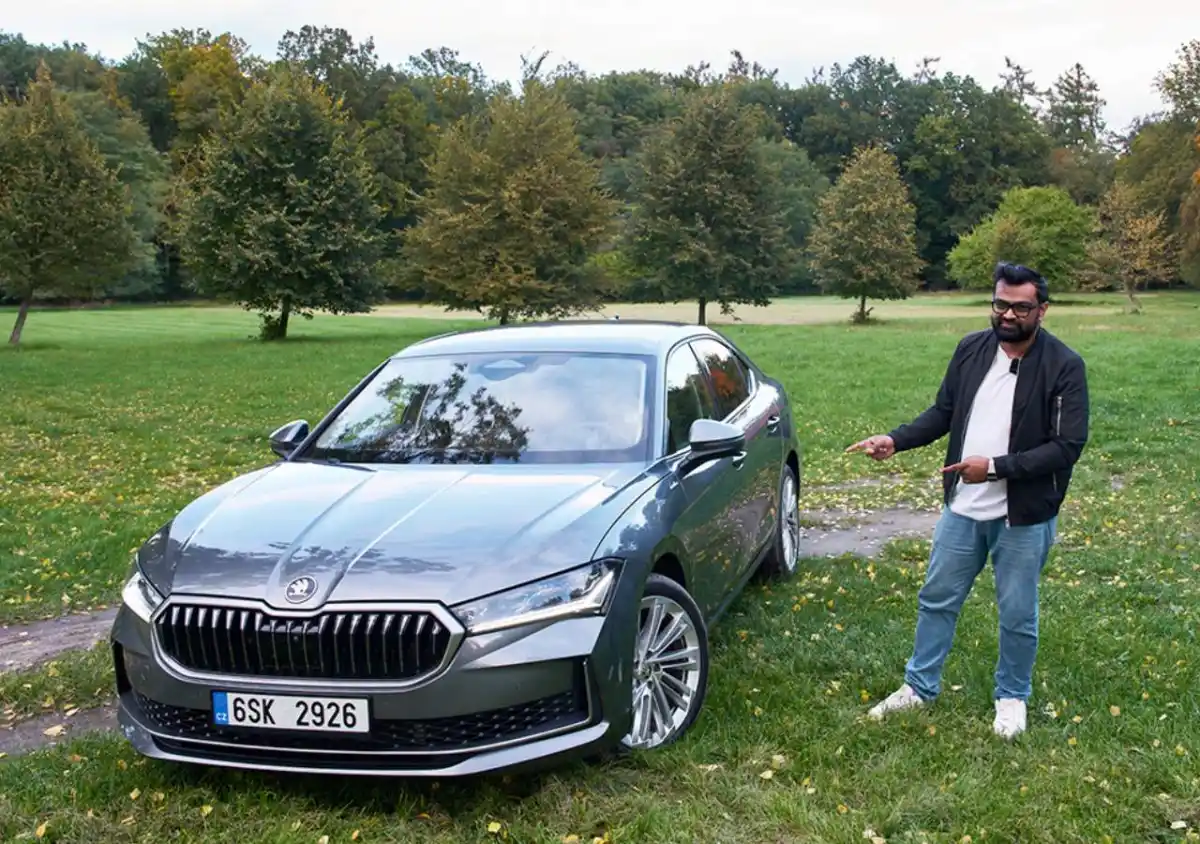Unexpected European Mastery 2026 Skoda Superb First Drive—Luxury,  Practicality, and Surprising Comfort in Prague's Streets, image size:1200x844