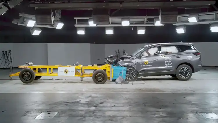 شيرى تيجو 8 2025 تتألق في اختبارات الأمان الأوروبية بخمس نجوم كاملة