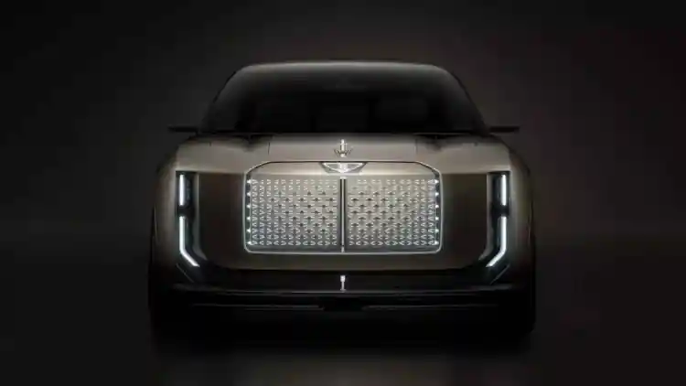 مغامرة بنتلي الكهربائية وعصر الاحتراق المتجدد: أسرار أول SUV كهربائية وحكاية محركات البنزين حتى ما بعد 2035﻿