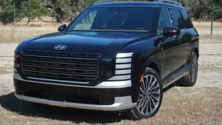 الثورة الهجينة: كيف قلبت هيونداي باليسيد 2026 موازين عائلة الـSUV بالفخامة والقوة الاقتصادية