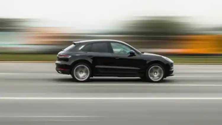 The Italian Tune-Up: Fact, Folklore, or Engine Risk? The Truth Behind High-Speed Engine “Cleaning”