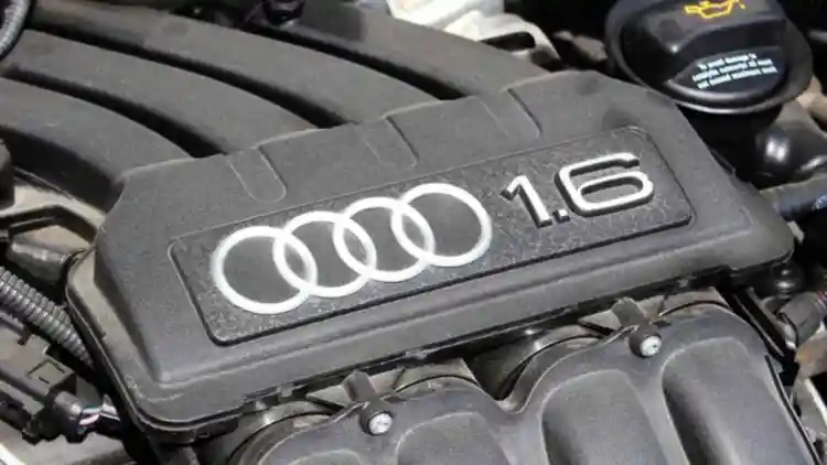 من البوصات المكعبة إلى اللترات: لماذا أصبح قياس حجم المحرك باللتر هو اللغة العالمية لعشاق السيارات؟