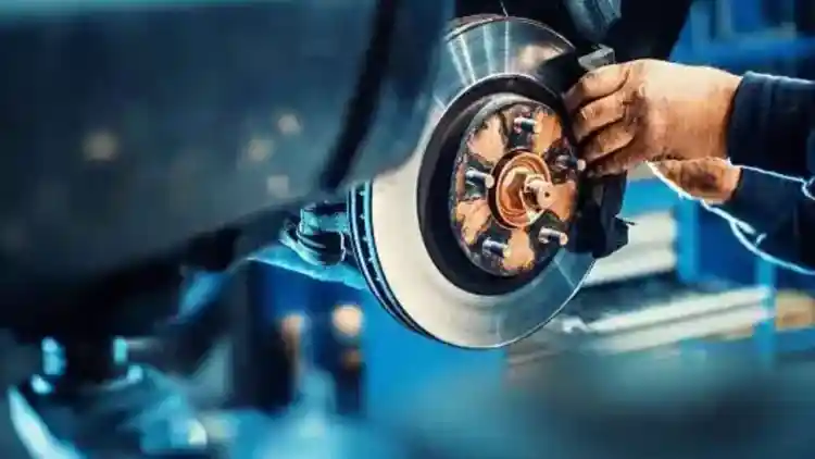 When Is Dealer Servicing the Best Choice?