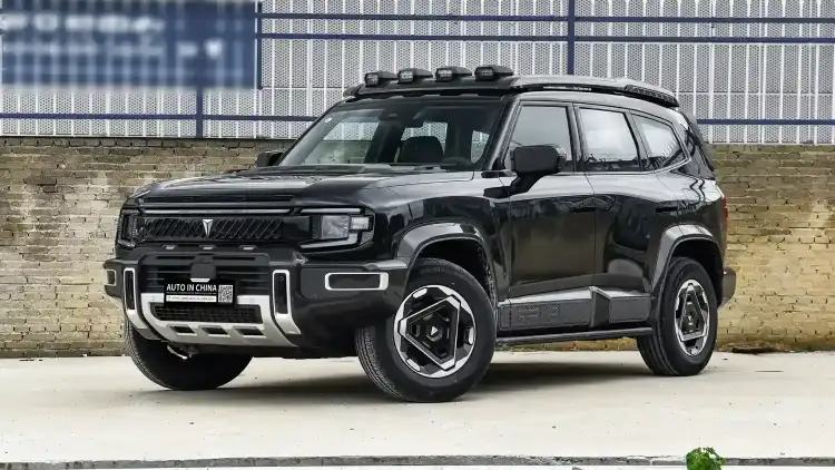 ديبال REEV: تجربة هجينة صينية تعيد رسم مشهد السيارات في الإمارات